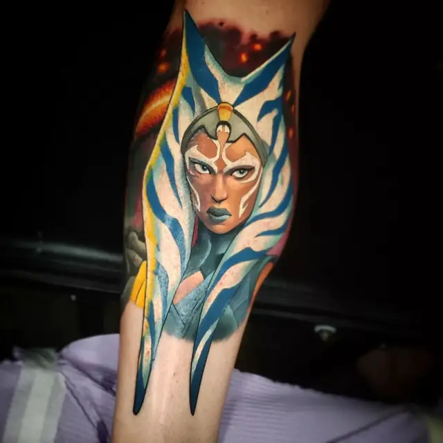 Color sci-fi heroine portrait by Chris Carp at Heart & Sword Tattoo